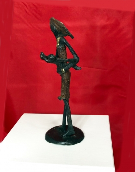 Niña africana con bebé - única