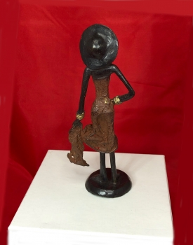 Niña africana con sombrero - única