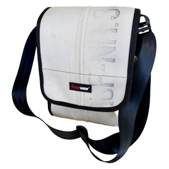 Preview: Umhängetasche Jack weiss Nr.34/6