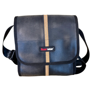 Preview: Umhängetasche Carl schwarz 2