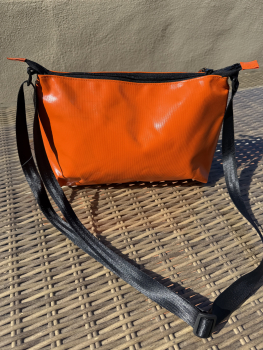Preview: Umhängetasche – Treasure orange