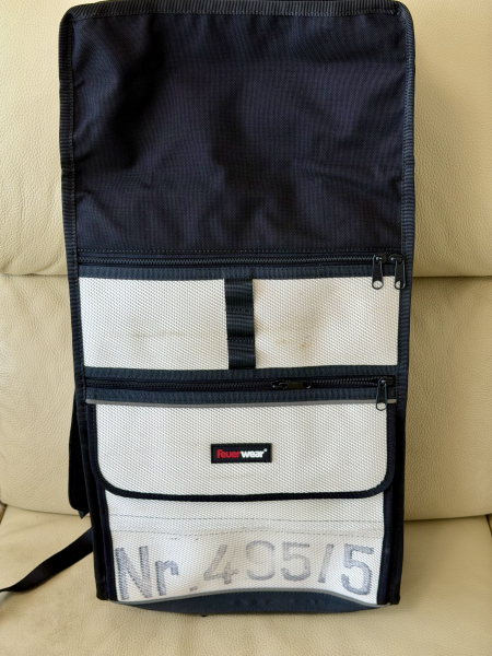 Rolltop-Rucksack Eddie weiss