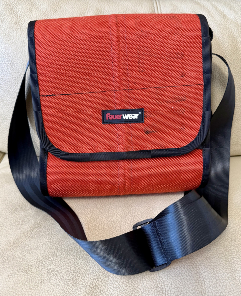 Umhängetasche Carl rot 75160